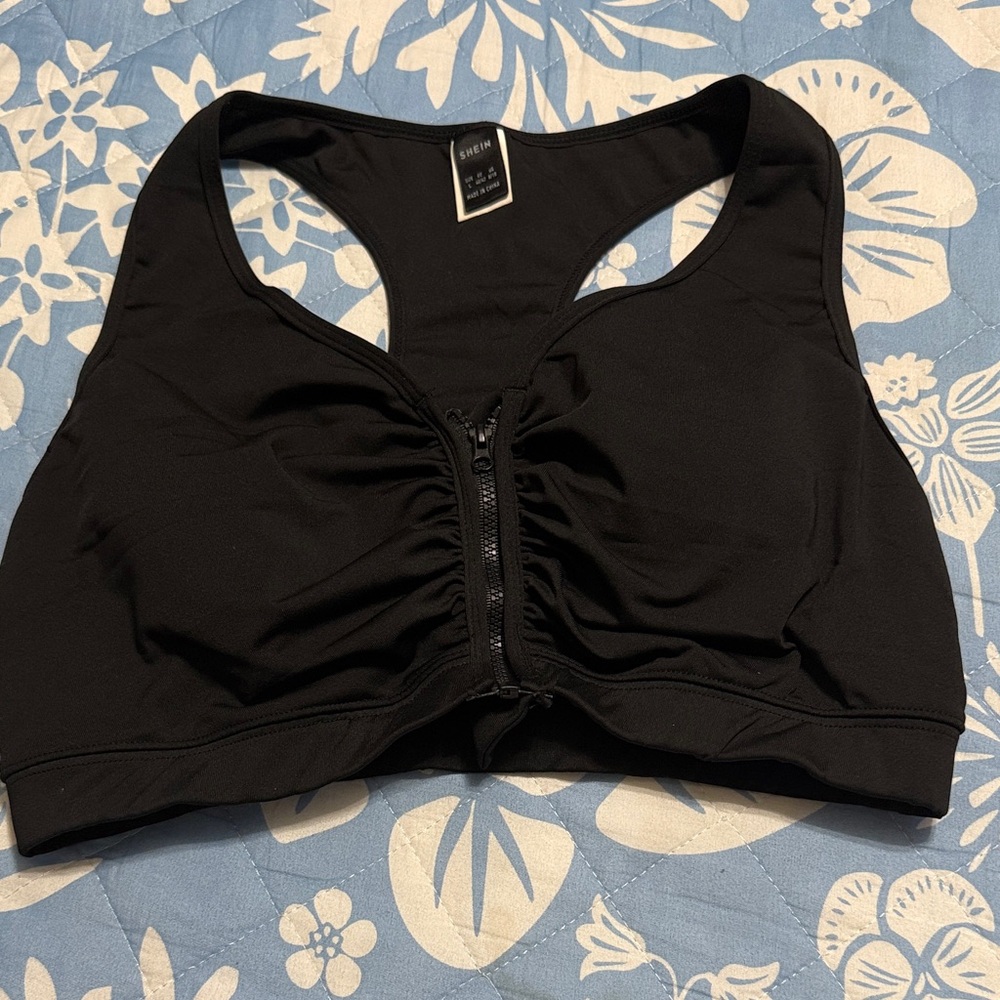 SHEIN Black Front-Zip Sports Bra